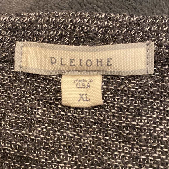 Pleione Blouse - Picture 4 of 6